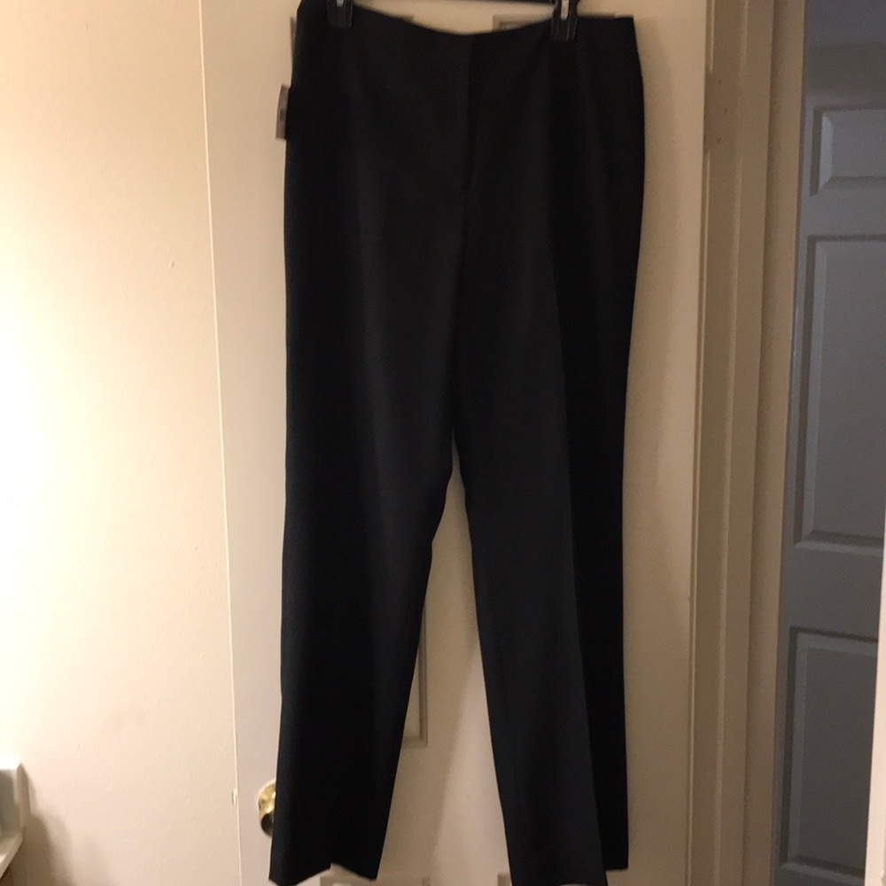Kasper pleated wide leg retro black pants. Y2K office wear